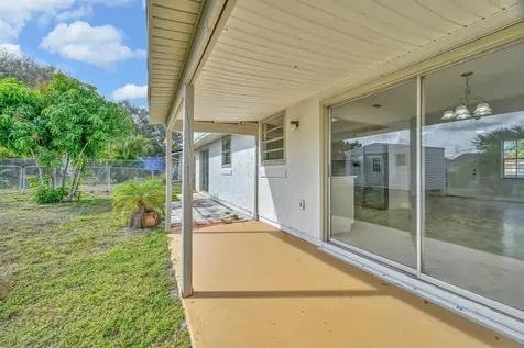 434 Ne Electra Avenue Port Saint Lucie FL 34983