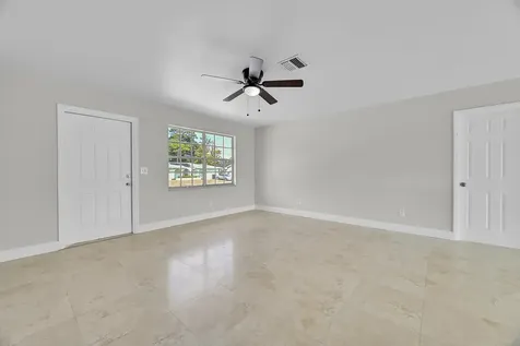 434 Ne Electra Avenue Port Saint Lucie FL 34983