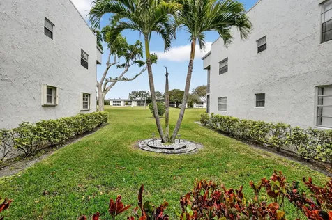 549 Flanders L Delray Beach FL 33484
