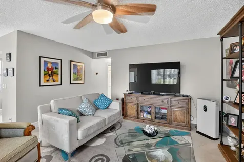 549 Flanders L Delray Beach FL 33484