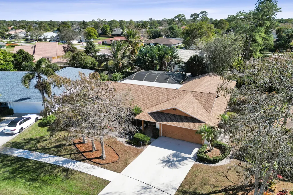 606 Juniper Place Wellington FL 33414