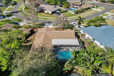 606 Juniper Place Wellington FL 33414