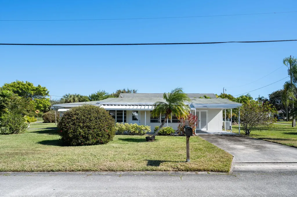 Vero Beach FL 32960