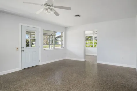 Vero Beach FL 32960