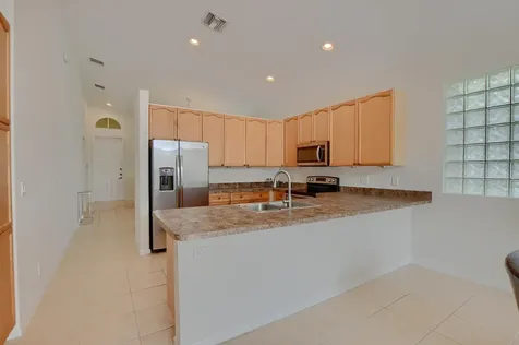 1225 E Magnolia Circle Delray Beach FL 33445