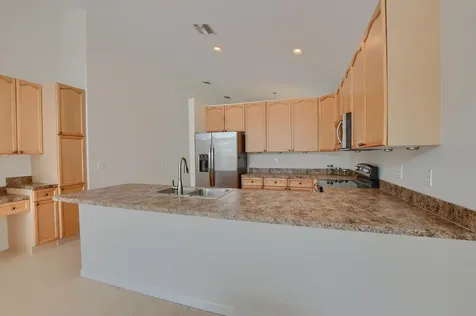 1225 E Magnolia Circle Delray Beach FL 33445
