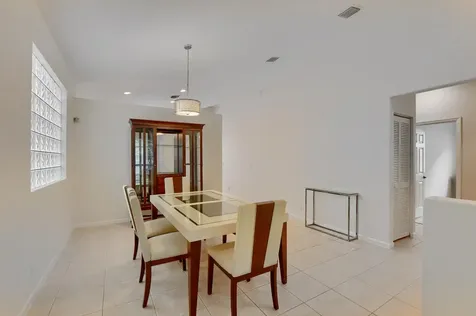 1225 E Magnolia Circle Delray Beach FL 33445
