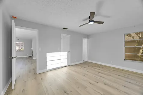 1722 Se Biddle Lane Port Saint Lucie FL 34983