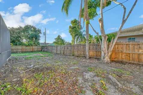 1722 Se Biddle Lane Port Saint Lucie FL 34983