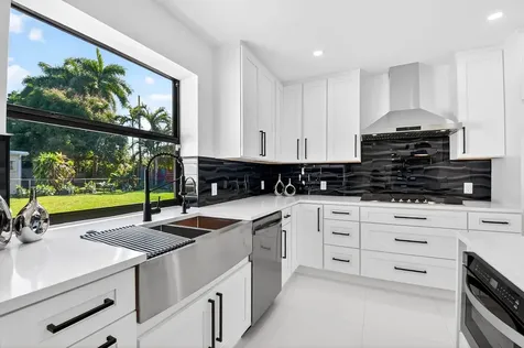 1410 Beta Court Lake Clarke Shores FL 33406
