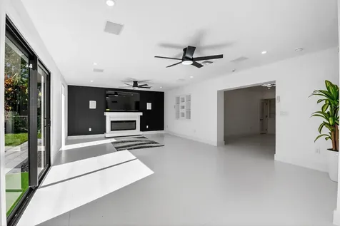 1410 Beta Court Lake Clarke Shores FL 33406