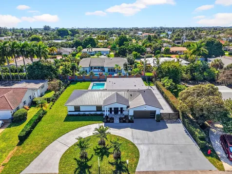 1410 Beta Court Lake Clarke Shores FL 33406