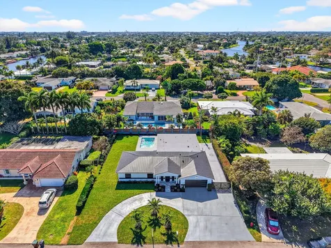 1410 Beta Court Lake Clarke Shores FL 33406