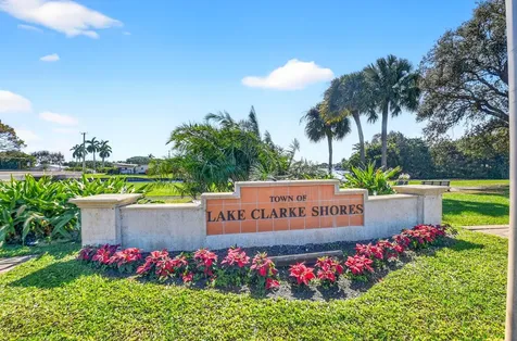 1410 Beta Court Lake Clarke Shores FL 33406