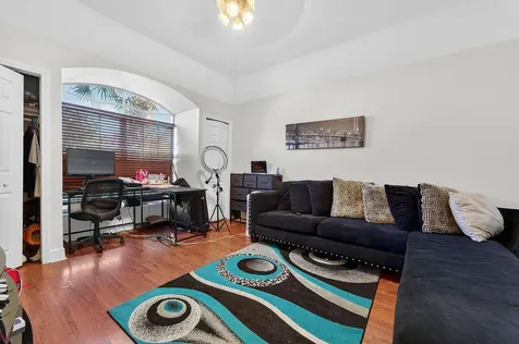 8063 Via Hacienda Riviera Beach FL 33418