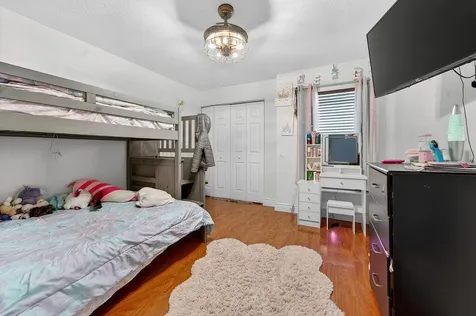 8063 Via Hacienda Riviera Beach FL 33418
