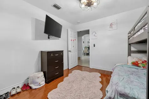 8063 Via Hacienda Riviera Beach FL 33418