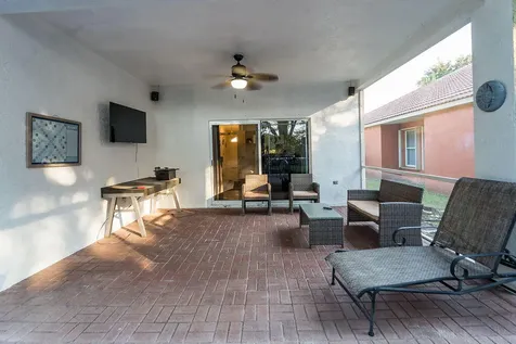 8063 Via Hacienda Riviera Beach FL 33418
