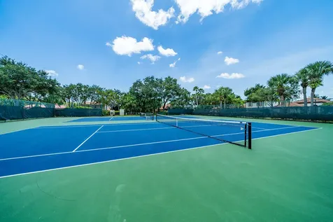 8063 Via Hacienda Riviera Beach FL 33418