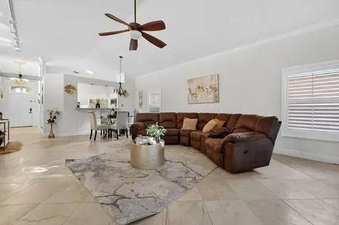 8063 Via Hacienda Riviera Beach FL 33418