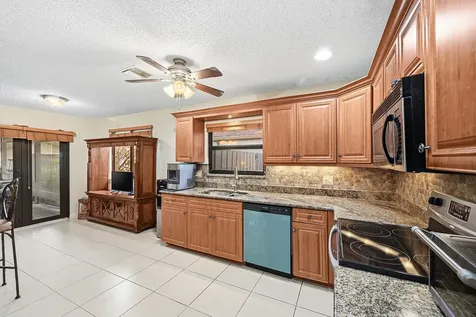 3135 Nw 13th Street Delray Beach FL 33445