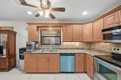 3135 Nw 13th Street Delray Beach FL 33445