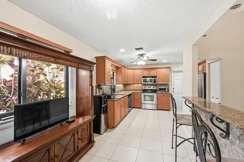 3135 Nw 13th Street Delray Beach FL 33445