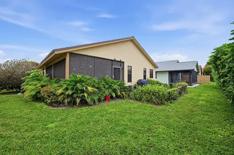 3135 Nw 13th Street Delray Beach FL 33445