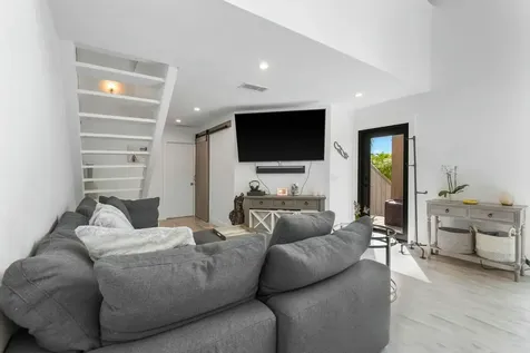 1605 S Us Highway 1 Jupiter FL 33477