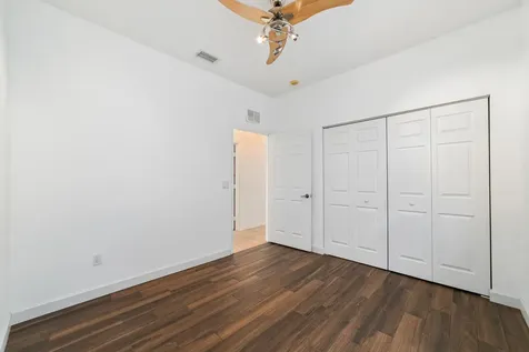 8597 Mangrove Cay West Palm Beach FL 33411