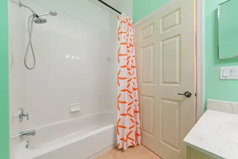 8597 Mangrove Cay West Palm Beach FL 33411