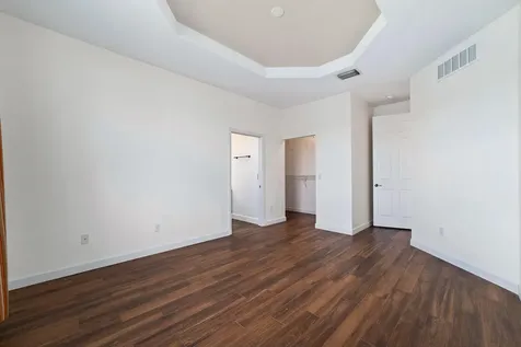 8597 Mangrove Cay West Palm Beach FL 33411