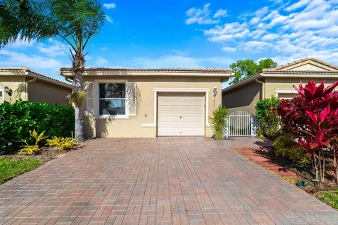8597 Mangrove Cay West Palm Beach FL 33411