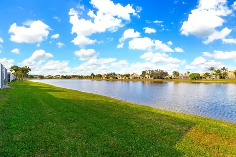 8597 Mangrove Cay West Palm Beach FL 33411