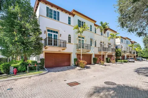 3281 Estancia Lane Boynton Beach FL 33435