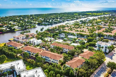 3281 Estancia Lane Boynton Beach FL 33435