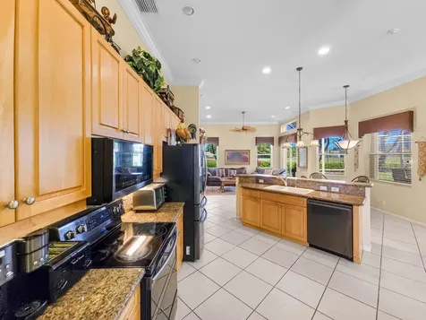 5318 Landon Circle Boynton Beach FL 33437