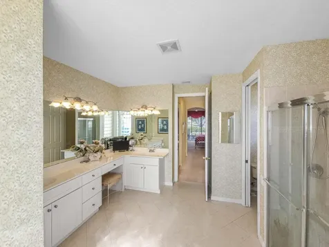 5318 Landon Circle Boynton Beach FL 33437