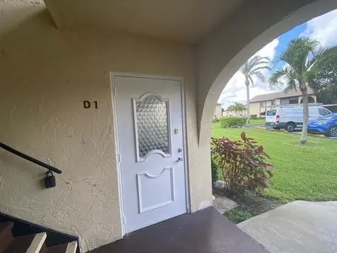 3526 La Palmas Court Greenacres FL 33463