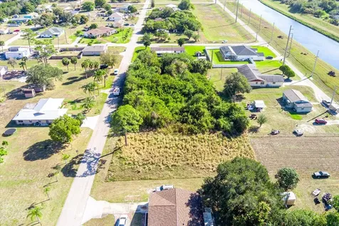 1805 Barcelona Avenue Fort Pierce FL 34946