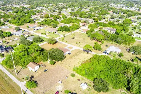 1805 Barcelona Avenue Fort Pierce FL 34946