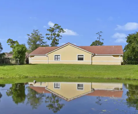 1120 Hyacinth Place Wellington FL 33414