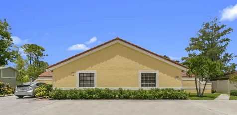 1120 Hyacinth Place Wellington FL 33414