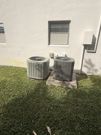 104 Oakridge Deerfield Beach FL 33442