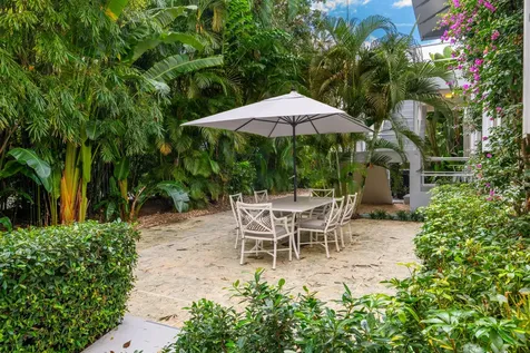381 S Lake Drive Palm Beach FL 33480
