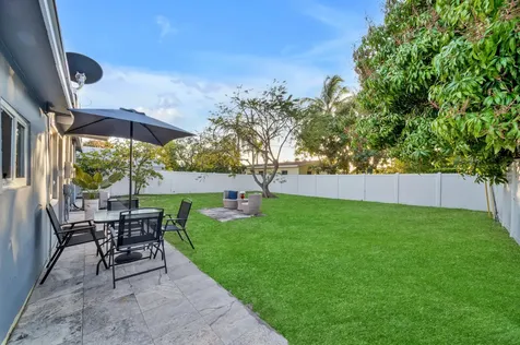 3331 Lake Avenue West Palm Beach FL 33405