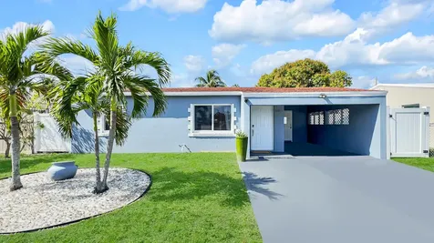3331 Lake Avenue West Palm Beach FL 33405