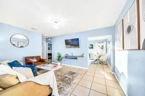 3331 Lake Avenue West Palm Beach FL 33405