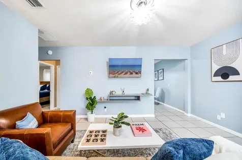 3331 Lake Avenue West Palm Beach FL 33405