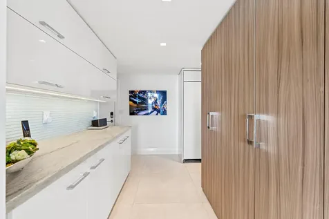 50 East Road Delray Beach FL 33483